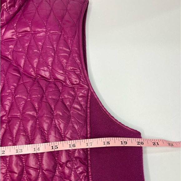 TALBOTS Dark Fuschia Pink Snap & Zip Quilted & Knit Insulated Puffer Vest Large - Picture 3 of 7